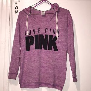 pink vs sweater 🔴